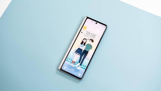 更成熟的折叠屏 更易用的三星galaxy z fold3 5g