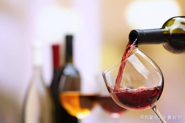 因为|超市中20元一瓶的“葡萄酒”，真的是劣质酒吗？听听内行怎么说