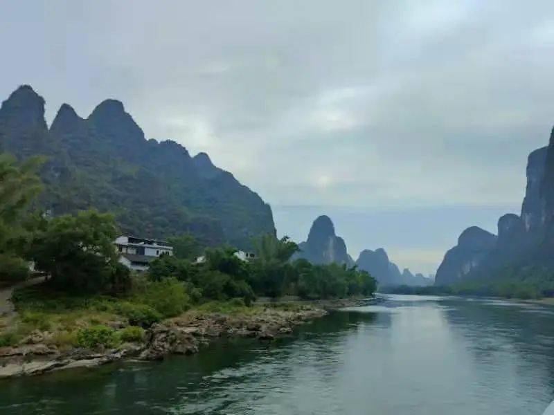 导游实拍桂林山水美景