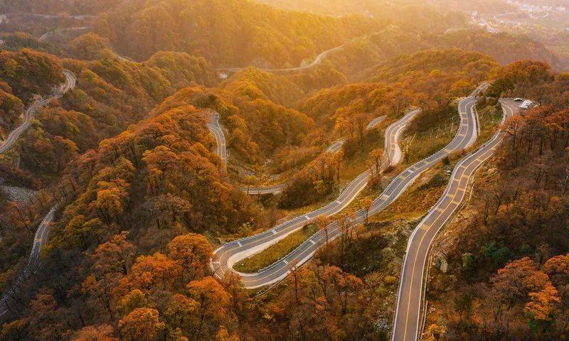 仙风道古自驾线,红色征程主题线和原始刺激的马丁公路越野线,犹如诗意