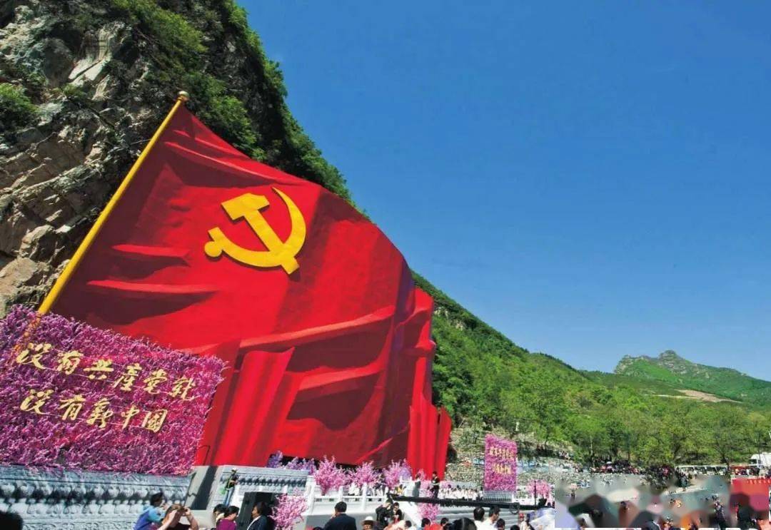 为什么说中国共产党领导是中国特色社会主义最本质的特征?
