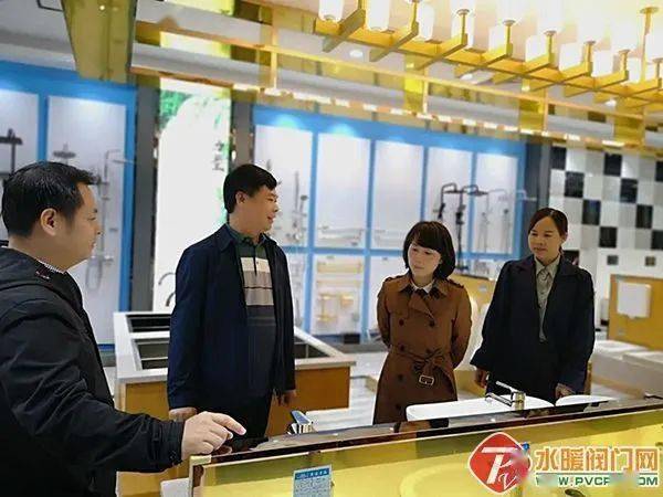 2021年11月3日下午,宾阳县人民政府常务副县长张丽一行深入美洁卫浴