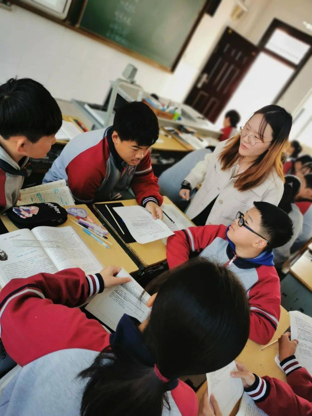 锦丰初级中学 张丽娟 语文《苏州园林△执教:梁丰初级中学 彭昀蕾