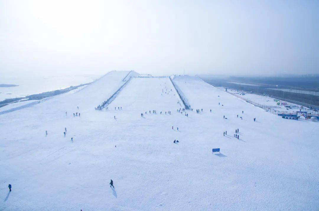 尘封一年的阅海滑雪场11月27日盛大启幕啦!对冬天的尊重就是去阅