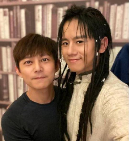 谭咏麟推张杰当《时光音乐会》新一期庄主,何炅作为神秘嘉宾空降