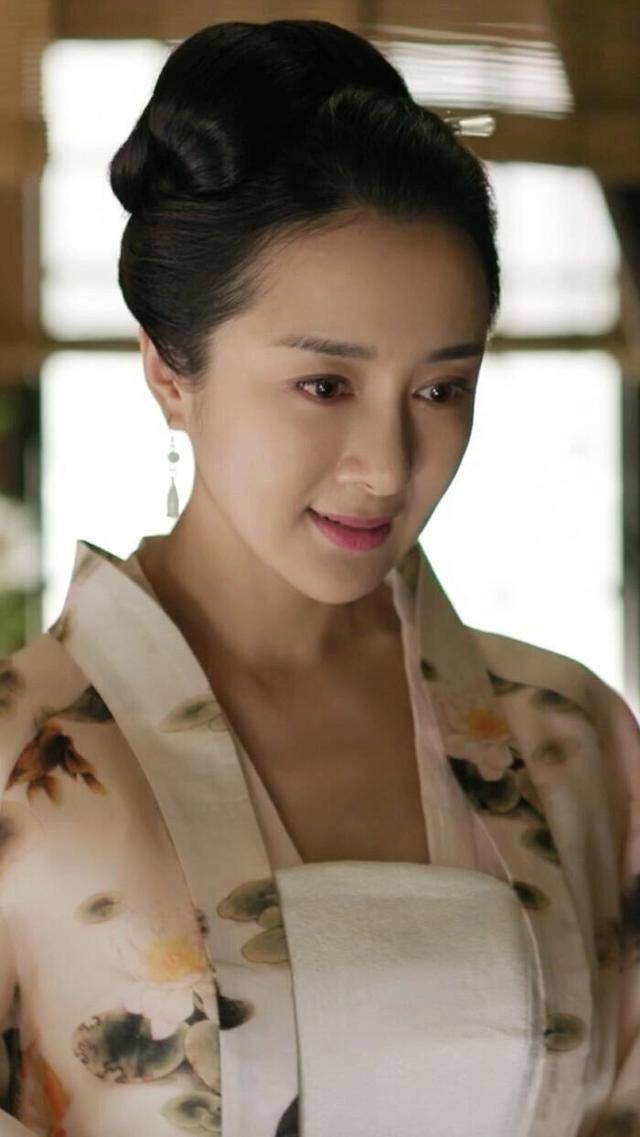 古装美女李依晓,哪个人物,最让人愤愤不平_扮相_演技_角色