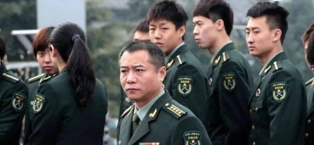 (请了解情况的朋友知道)王涛于2002年晋升为少将.