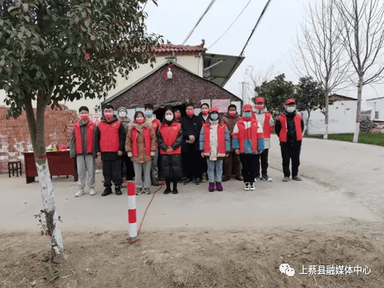 "上蔡县崇礼乡外出人员纷纷表示,现在已慢慢爱上用"云上上蔡"读书看报