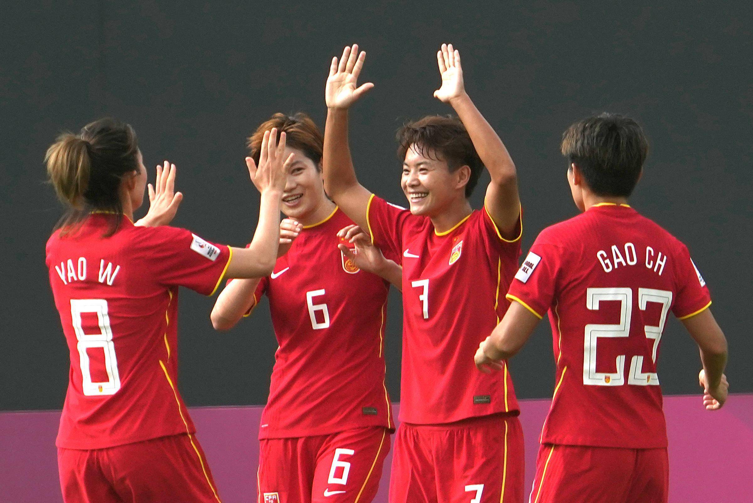 当日,在印度孟买举行的2022女足亚洲杯a组比赛中,中国队以7比0战胜