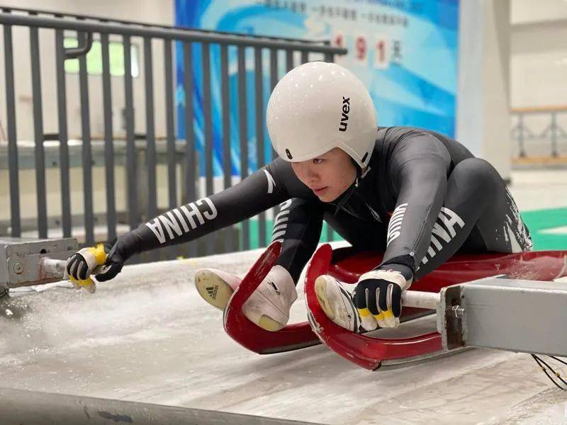 冬奥雪橇丨陕西女孩将上演速度与激情_王沛_中国_训练