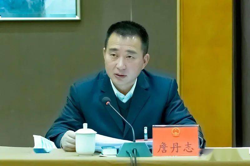 会议还成立了兴仁代表团临时党支部,推选詹丹志担任书记,潘维维68