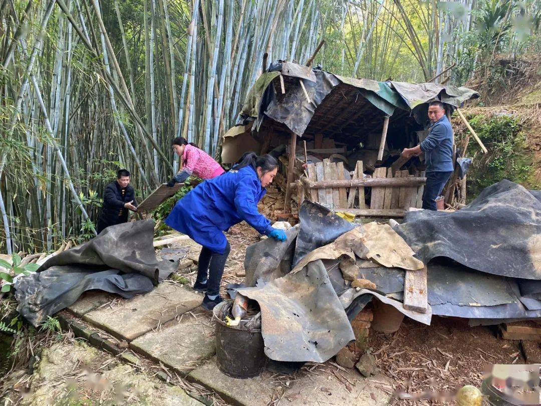 "农田是粮食生产的命根子,没有农田就没有口粮,刘锦南回忆说"2019年