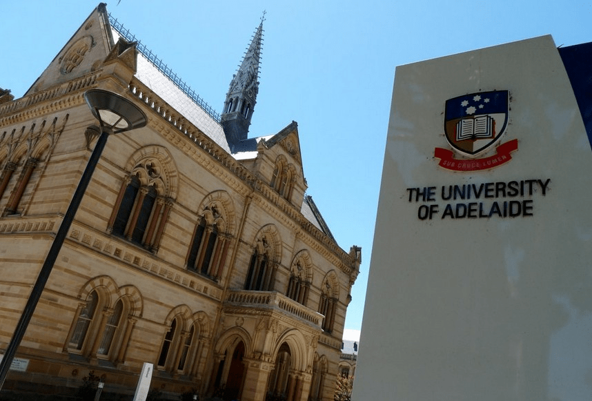 詹姆斯库克大学澳洲联邦大学蒙纳士大学新英格兰大学南十字星大学悉尼