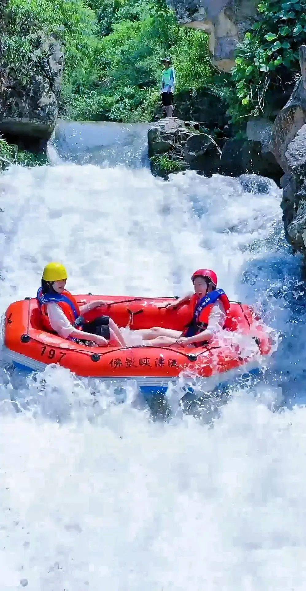 佛影峡漂流季开始啦!_峡谷_灯山_穿越