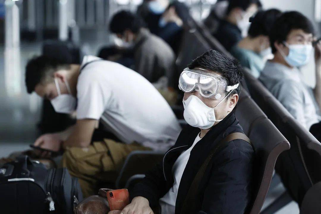 虹桥_列车_旅客