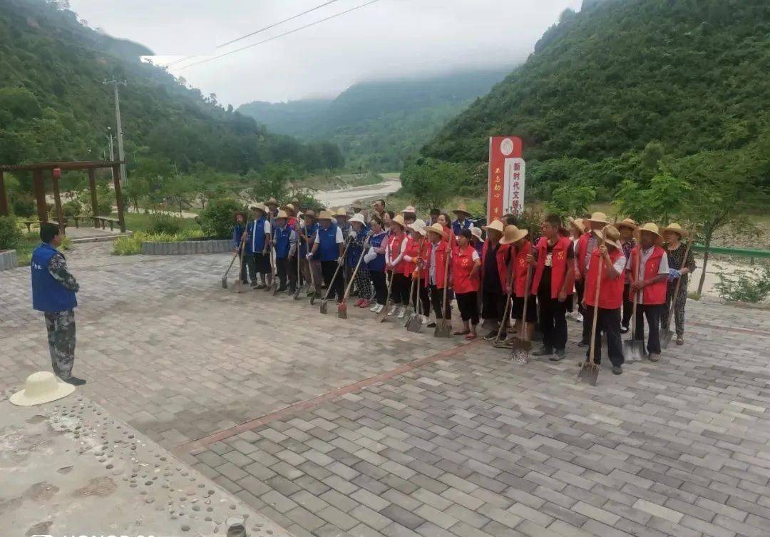 康县融媒体中心综合报道总监:李 锐 监制:杨义荣审核:陈 佳 编辑:杨
