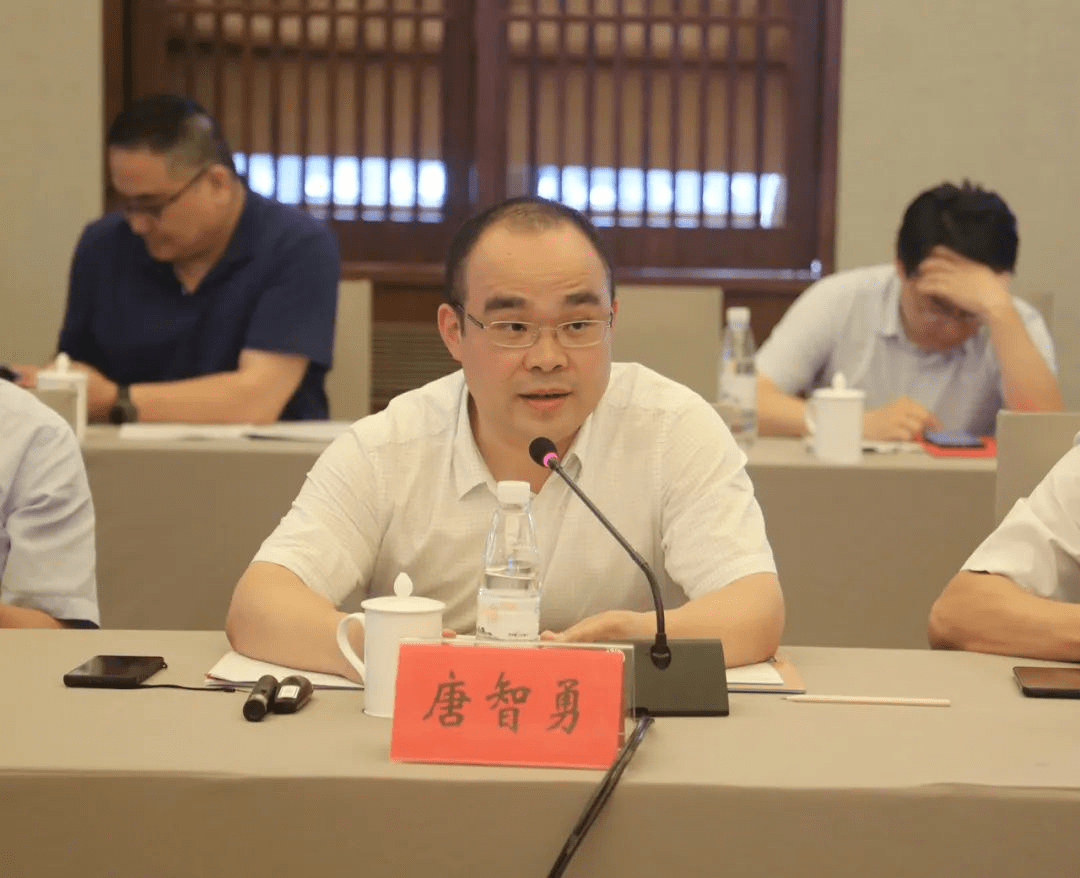 长沙新一代半导体研究院院长唐智勇为了强化对半导体产业发展的智力