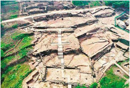 范家堰遗址位于钓鱼城西外城的台地上,主流观点基本认为此地是南宋