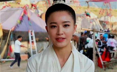 作为女一号的铁心兰(由梁婧娴饰演,虽然她的性格