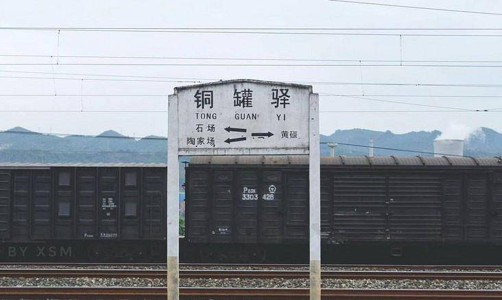 身家百万的餐馆老板跳江连救四人女儿曾在同处溺亡发誓不当米乐M6 M6米乐看客(图2)