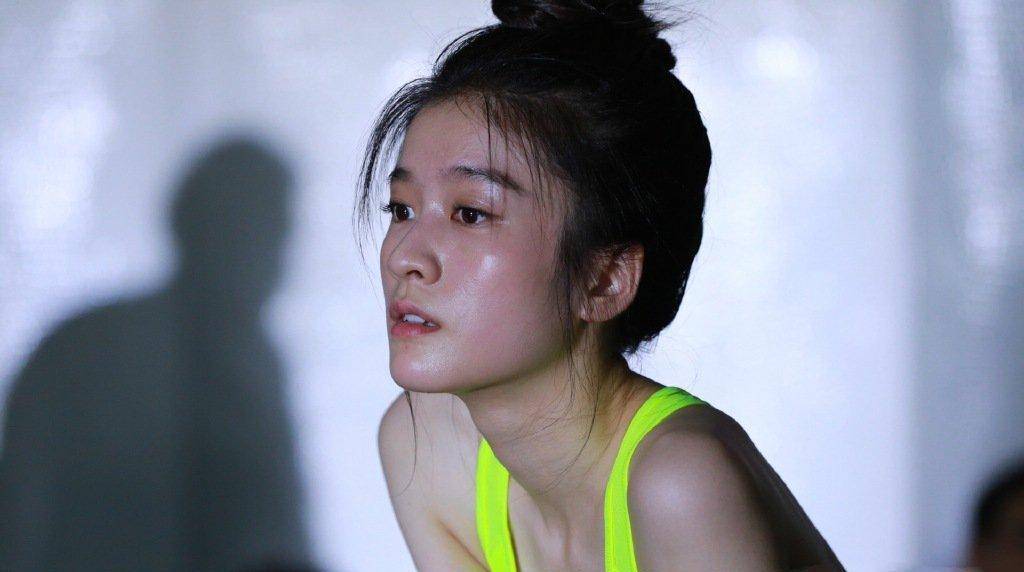 张雪迎曾是中戏学霸,不仅颜值高,身材还好,这样的美人真的很少_运动