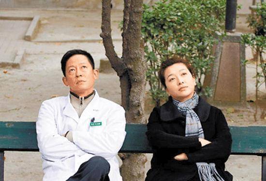 她被汪涵奉为女神,让王志文迷恋,和靳东相恋5年,53岁却至今单身_江珊