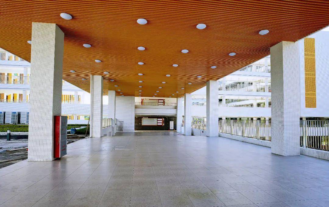 佛山市第四中学 来自搜狐网
