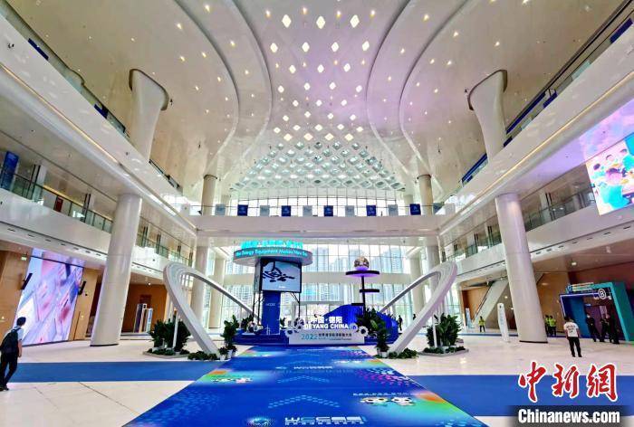 定制铝门窗揭秘2022世界清洁能源装备大会主场馆的“双碳”密码