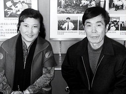 高秀敏去世17年,哭昏的何庆魁回到妻子身边,女儿的