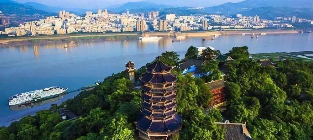 李白告别此地,带走家喻户晓的名诗;杜甫来此,吟出
