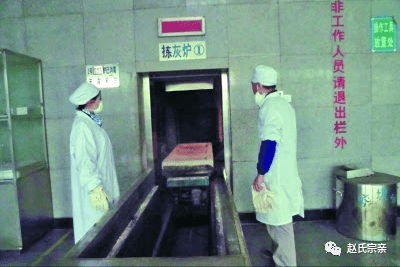 火化时会发生哪些“惊悚”的瞬间？关于火化的传闻，一次看个够