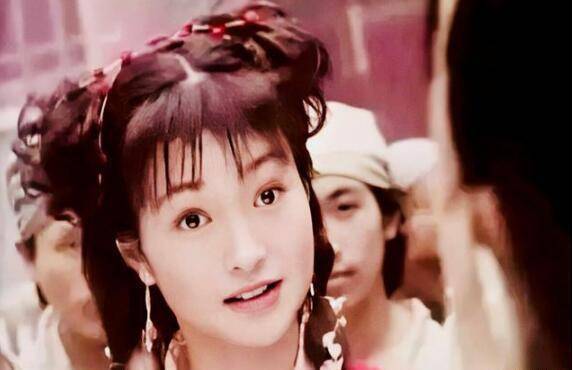 "最美郭襄"李绮红,获钟汉良英雄救美,却因家族病,改行当护士_角色_小
