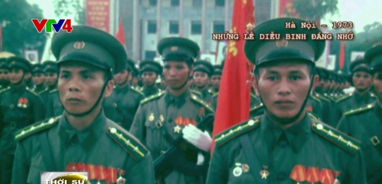 在一系列的越南老照片中,这一阶段的军服,基本上都是日式剩余物资的
