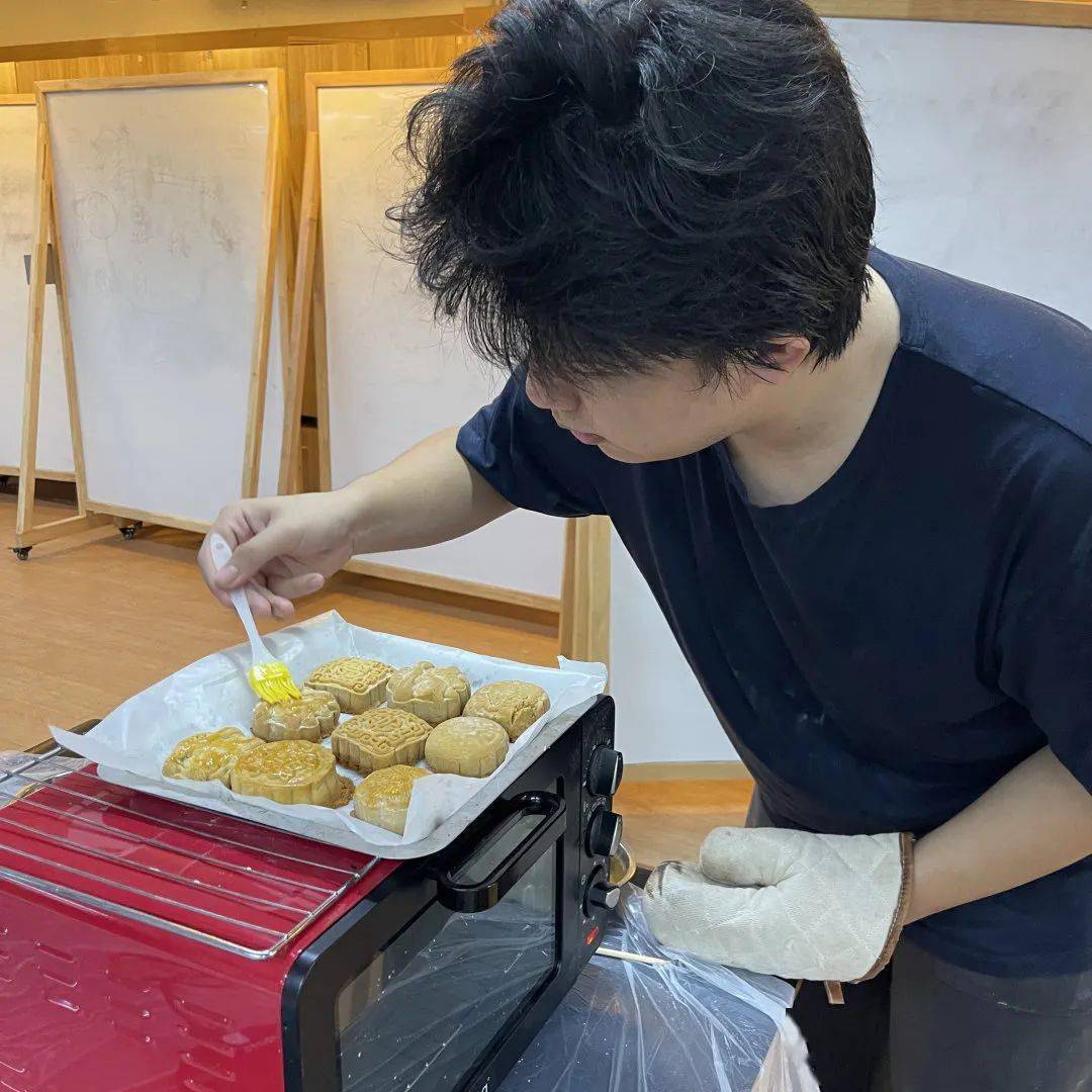无法不爱丨"皎月佳节,浓情中秋"月饼制作活动回顾_吴雪桦_文案_余温