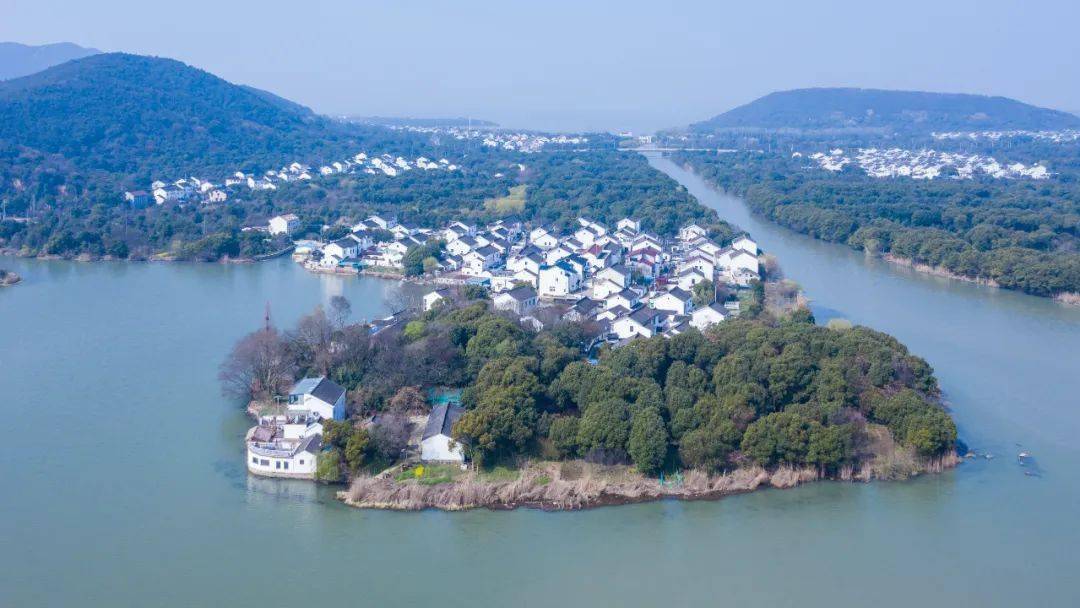 铜坑港,铜坑桥是苏州西部水路的咽喉和锁钥,是太湖船只由西部进入苏州