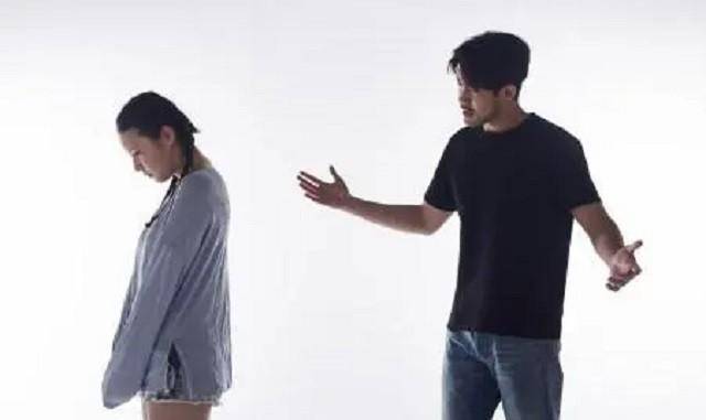 她告诉小龙的妻子,这个鉴定单是没有作假成分的.
