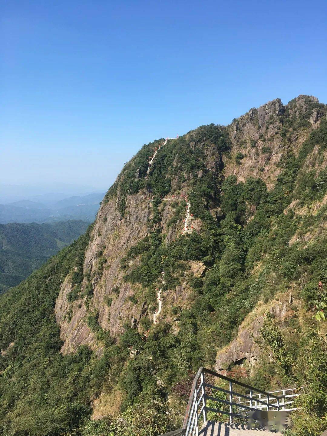 祝贺连山壮族瑶族自治县_梯田_海拔_金子山