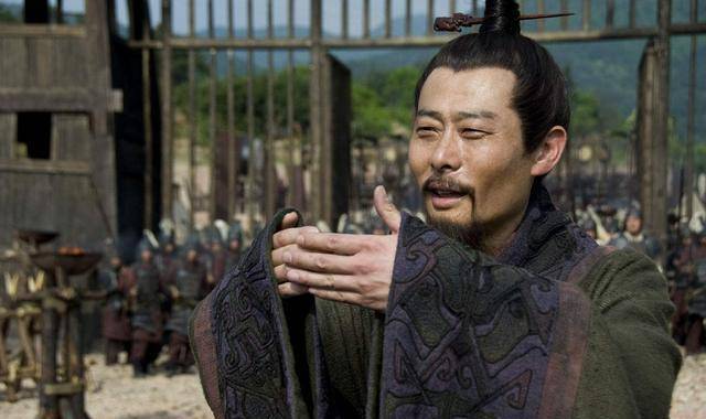 刘备骗他,诸葛亮欺他,关羽瞧不起他,但他才是三国最有本事的人_鲁肃