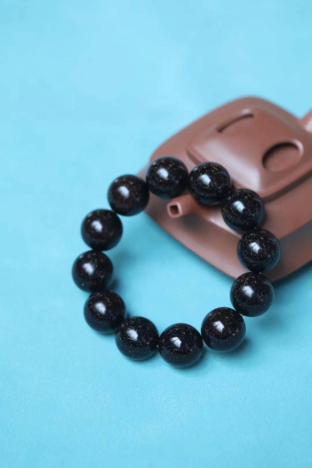 ��������÷��񱻷٣�һҹ֮����ʧ18�ڣ��ڲ�3������ɽ ...