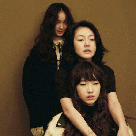 小s二女儿谈爱情了?写小诗被妈妈发现,警告她禁绝早恋 小s二女儿谈爱情了?写小诗被妈妈发现,警告她禁绝早恋