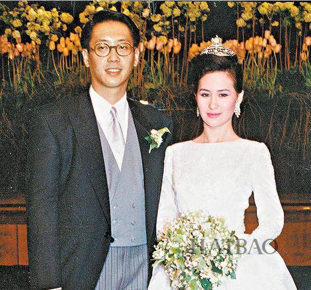 痴恋陈百强,初嫁许晋亨,情牵"香江才女,58岁何超琼的一生情_何鸿燊