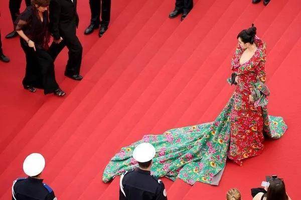 Ů�Ǻ�̺�����ֳ���ȰȰ��λ��û�����ʦ��