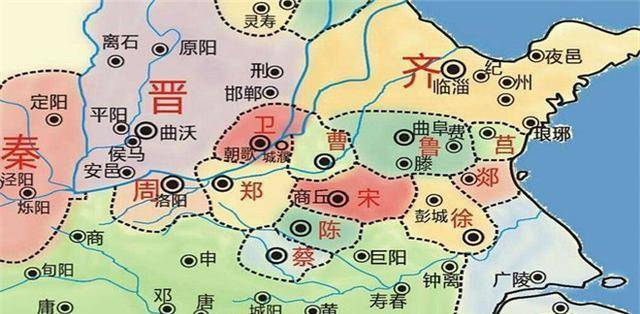 所以齐桓公在管仲的提倡下进行了制度的改革,施行军政合一,兵民合一