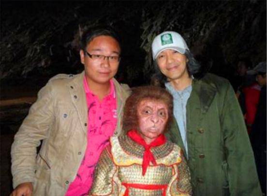 小时候亲妈都嫌他丑,12岁被周星驰一眼看中爆红,19