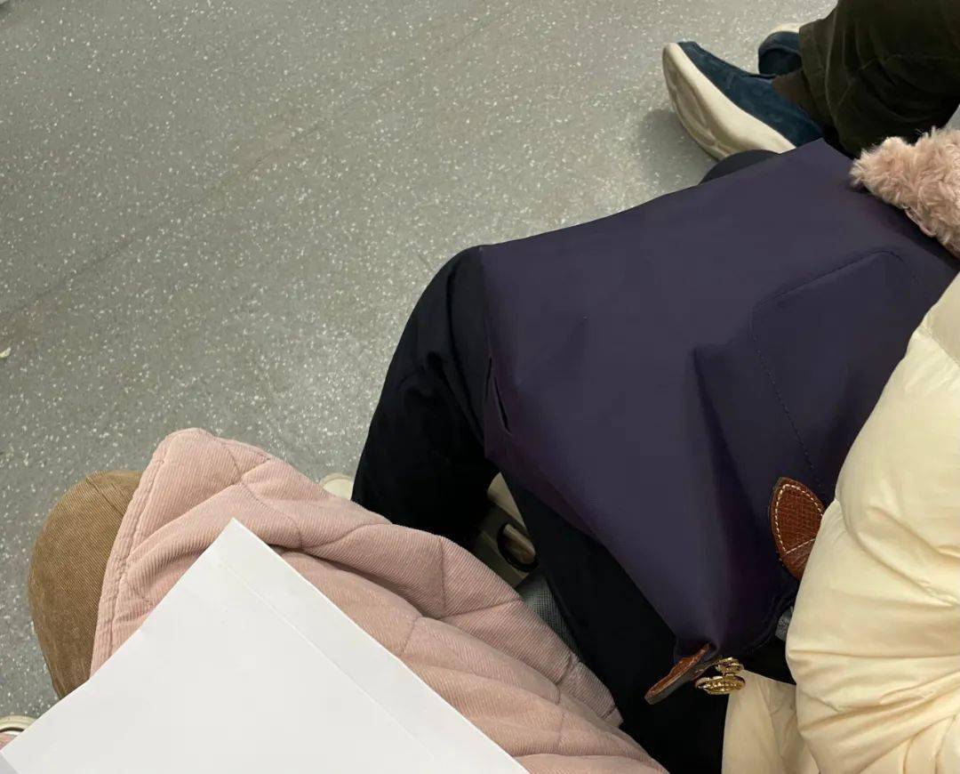 专柜又涨价管我屁事,奢牌包包白菜价到手小意思啦! 专柜又涨价管我屁事,奢牌包包白菜价到手小意思啦!