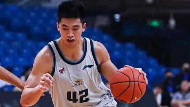 场均仅1 1!离开辽宁投靠马布里后,李晓旭接班人