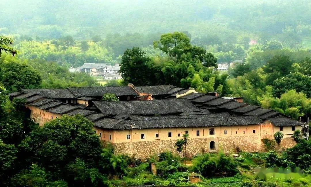 发现中国建筑丛书·《中华民居》＋《中华聚落》