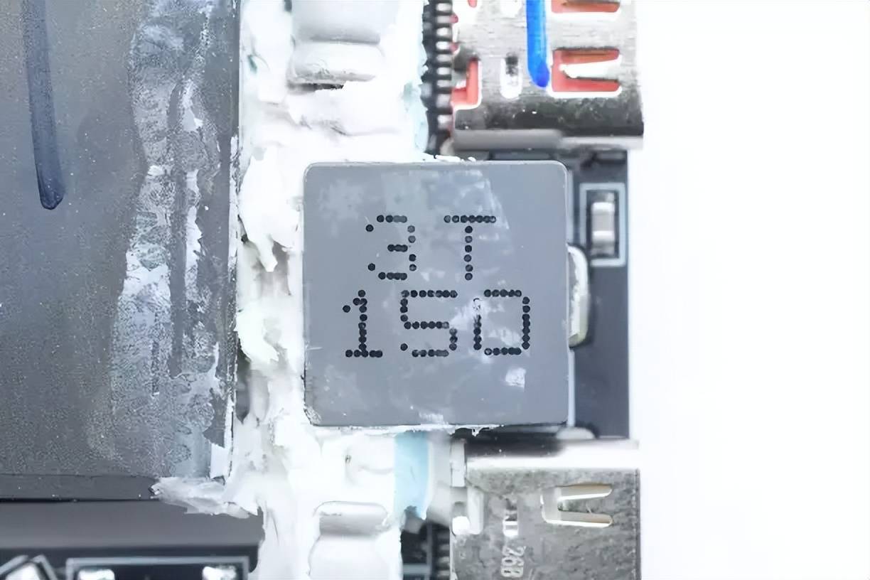 原创
  三体微3T 150电感，为用户打造更好的超薄快充体验 第7张