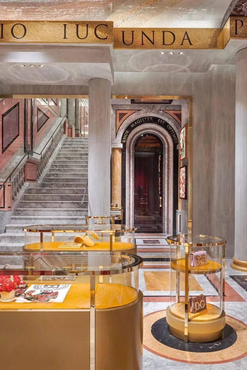 ��Щ�콢�꣬��ʯ���á����