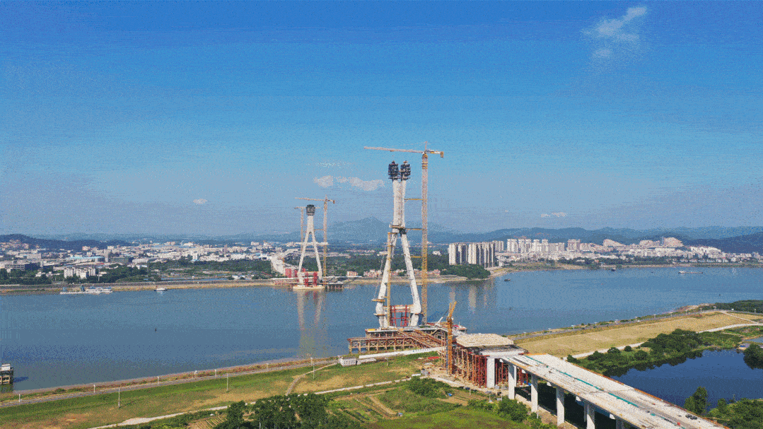 和顺大桥爆破现场 图源南海旅游而三洪奇大桥,龙江大桥及龙江二桥